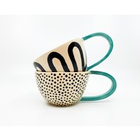 Jelka & Rihard Handgemachte Keramik Kaffeetasse Mit Türkisfarbenem Griff Und Gepunktetem Design - Geschenk Für Mama, Jubiläumsgeschenk von KreativnaCeramics