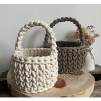 Mini-Körbchen Mit Henkel Gehäkelt | Häkelkorb Blumenkorb Hochzeit Gehäkelter Korb Kinderkorb Geschenkkorb Osterkorb von KreativtraumbyKatja