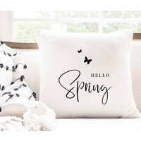 Baumwollkissen I Hello Spring Deko Dekokissen Osterzeit Ostern Happy Easter Cozy Springtime Geschenk Landhausstil von KreativundFlauschig