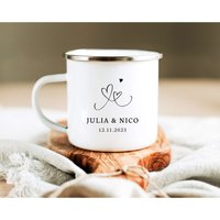 Tasse, Emaille/ Keramik, Paare, Name + Datum, Geschenk, Hochzeit, Verlobung Jahrestag, Geburtstag, Weihnachten Tasse, Emaille/ Keramik, Paare, Name + Datum, Geschenk, Hochzeit, Verlobung Jahrestag, Geburtstag, Weihnachten von KreativundFlauschig