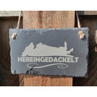 Dackel Schiefertafel Hereingedackelt, Schieferschild Zum Aufhängen, Türschild von KreativwerkstattbyK3