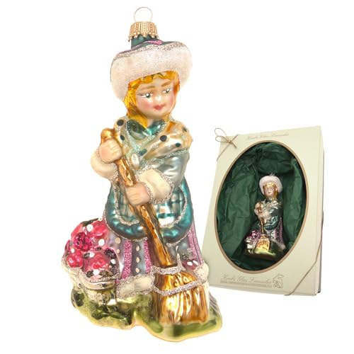 Krebs Glas Lauscha - Weihnachtsdekoration/Christbaumschmuck aus Glas - Biedermeier - Motiv: Mädchen mit Besen - Größe: ca. 13 cm - Made in Germany Krebs Glas Lauscha - Weihnachtsdekoration/Christbaumschmuck aus Glas - Biedermeier - Motiv: Mädchen mit Besen - Größe: ca. 13 cm - Made in Germany von Krebs Glas Lauscha