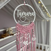 Makramee Traumfänger Personalisiert Name Geburtsgeschenk Baby Namenschild Türschild von KrehertivDesign