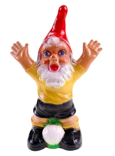 Kremers Schatzkiste Gartenzwerg Fußballer Jubelnd Wetterfester PVC 36x26 cm Gnom - Made in Germany - Doppelt Lackiert - UV-Schutz - Bruchfest - Perfekte Fußball-Deko für Garten und Terrasse von Kremers Schatzkiste