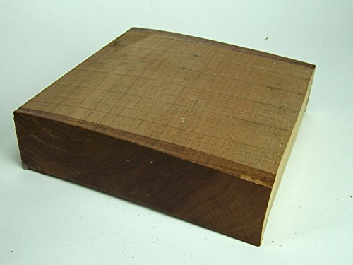 Europ. Nussbaum Klotz unbehandelt zum Schnitzen oder drechseln 20x20x5 cm Europ. Nussbaum Klotz unbehandelt zum Schnitzen oder drechseln 20x20x5 cm von Krippenbau-Lewen