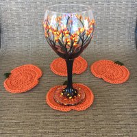 Kürbis Untersetzer - Gehäkelter Becherteppich 4Er-Set Halloween Erntedank von KrisleighKreations