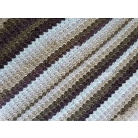 Decke, Hand Gehäkelte Ecke Zu Werfen, Afghan, Bernat Pop Heiße Schokolade Colorway, Schattierungen Von Braun Und Creme Weiß Decke, Hand Gehäkelte Ecke Zu Werfen, Afghan, Bernat Pop Heiße Schokolade Colorway, Schattierungen Von Braun Und Creme Weiß von KrissKrochet