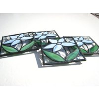 Handgefertigte Glasblumen-Untersetzer - 4Er-Set von KristaStainedGlass