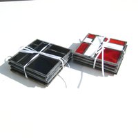 Untersetzer Kreuz Schwarz, Durchsichtig, Rot Und Weiß | 4Er Set von KristaStainedGlass