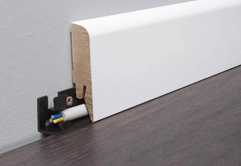 Kronoflooring Fußleiste 260 cm 70 x 17 mm Uni weiß gerundet von Krono Original