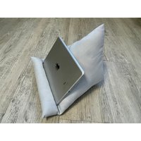 Buchstütze Lesekissen Ipad Kissen Tablet Leseknochen Gestreift Streifen Tabletkissen von KruemelsAtelier