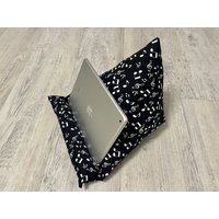 Buchstütze Lesekissen Ipad Kissen Tablet Leseknochen Tabletkissen Maritim Leuchtturm von KruemelsAtelier