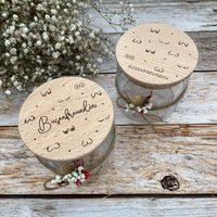 Busenfreundin Vorratsglas Mit Holzdeckel Graviert | Geschenk Beste Freundin Personalisiert Lustiges Freundinnen Geburtstag Busenfreundin Vorratsglas Mit Holzdeckel Graviert | Geschenk Beste Freundin Personalisiert Lustiges Freundinnen Geburtstag von Kuekenwald