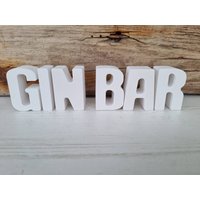Gin Bar Schriftzug Buchstaben "Gin Bar" White, Deko, Maritim, Keramik Gin Bar Schriftzug Buchstaben "Gin Bar" White, Deko, Maritim, Keramik von Kuestenlaedchen
