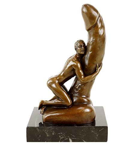 Kunst & Ambiente - Mann am Riesenphallus - Erotik Bronze - signiert M. Nick - Penis Skulptur - Erotika - Gay Bronzefigur - Skulptur von Kunst & Ambiente