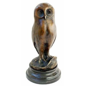 Kunst & Ambiente - Schlaue Eule auf Marmor - signiert Milo - Eule Deko - Uhu - Dekorative Skulptur - Statuen online kaufen - Wohndeko Design Edel - Innenbereich von Kunst & Ambiente