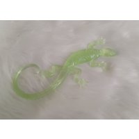 Gecko Eidechse Grün Transparent Aus Epoxidharz Gecko Eidechse Grün Transparent Aus Epoxidharz von KunstausOrion