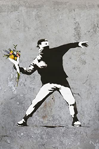 Banksy Bilder auf Leinwand - Blumenwerfer hochkant grau- Wandbild für zuhause, hochwertige Streetart graffiti Kunstdruck I Wanddekoration, XXl Leinwandbilder I fertig zum Aufhängen (120x180 cm) von Kunstbruder