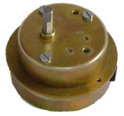 Kunsthandwerkstube Pyramidenmotor Mörz 220 V 3 U/min Belastung 5 kg von Kunsthandwerkstube