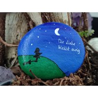 Trauerstein Bemalt Mit Spruch Individuell Bemalter Stein Als Trauergeschenk Persönlicher Gedenkstein Grabdeko Personalisierbar Trauerstein Bemalt Mit Spruch Individuell Bemalter Stein Als Trauergeschenk Persönlicher Gedenkstein Grabdeko Personalisierbar von Kunststudio24