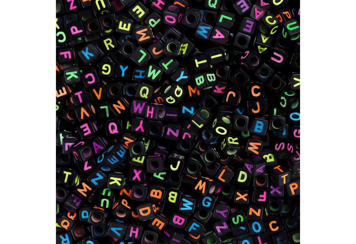 Kurtzy Streudeko Kurtzy Neon Acryl Quadrat Perlen Set - A-Z Buchstaben Perlen 6 mm von Kurtzy