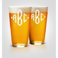 Biergläser Verlobungsgeschenk, Personalisiertes Hochzeitsgeschenk, Verlobungsgeschenk Für Paare, Individuelle Bierkrug Mit Monogramm, Gravierte von KustomProducts