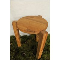 Trio-01 Hocker 1stk. - Nicht Eingestellt. Eiche Massivholz Trio-01 Hocker 1stk. - Nicht Eingestellt. Eiche Massivholz von KveilaMLtd