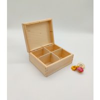 Teebox Aus Holz Mit 4 Fächern | Diy Teekiste Aufbewahrungsbox Geschenkbox Für Teeliebhaber Tee Organizer Decoupage Heimdekoration von KviatArt