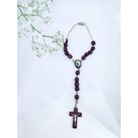 Hölzerner Autorosenkranz Mit Bild Des Heiligen Judas Hölzerner Autorosenkranz Mit Bild Des Heiligen Judas von KytasDesign