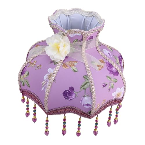 LALAFINA Lila Prinzessin Lampenschirm aus Stoff mit Lilienblüten und Spitzenverzierung Eleganter Lampenschirm für Tischlampe und Stehlampe Romantisches Vintage Lichtdekor für Wohnzimmer LALAFINA Lila Prinzessin Lampenschirm aus Stoff mit Lilienblüten und Spitzenverzierung Eleganter Lampenschirm für Tischlampe und Stehlampe Romantisches Vintage Lichtdekor für Wohnzimmer von LALAFINA