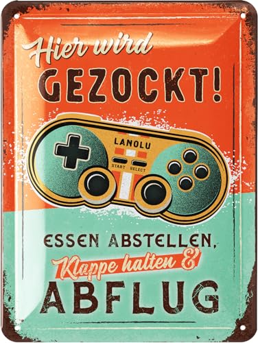 LANOLU Retro Blechschild Gaming Schild - HIER WIRD GEZOCKT Türschild BITTE NICHT STÖREN - Gamer Geschenk - Gaming Zone - lustige Deko Jugendzimmer für Zocker - als Metallschild mit Stanzung 15x20cm LANOLU Retro Blechschild Gaming Schild - HIER WIRD GEZOCKT Türschild BITTE NICHT STÖREN - Gamer Geschenk - Gaming Zone - lustige Deko Jugendzimmer für Zocker - als Metallschild mit Stanzung 15x20cm von LANOLU