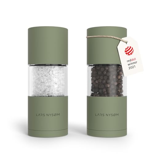 LARS NYSØM Salz und Pfeffer Mühlen Set aus Edelstahl mit einstellbarem Keramik-Mahlwerk 2 Stück I Manuelle Gewürzmühlen mit hochwertigem Design (2 Stk) (Sage Green) von LARS NYSØM