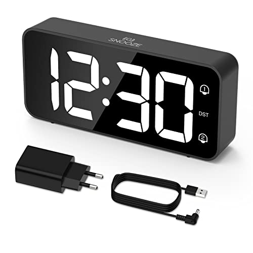 LATEC LED Digitaler Wecker mit 2 Alarme Snooze, Digital Uhr mit USB-Ladeanschluss, 0–100% Helligkeitsdimmer, 90–120 dB Lautstärke, 8 Klingeltönen, 12/24H, Netzbetrieben (Black) von LATEC