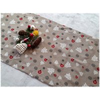 Handgenähter Tischläufer Zu Weihnachten Und in Der Adventzeit, Tischwäsche, Tischtuch, Geschenke Laviosar Handgenähter Tischläufer Zu Weihnachten Und in Der Adventzeit, Tischwäsche, Tischtuch, Geschenke Laviosar von LAVIOSAR