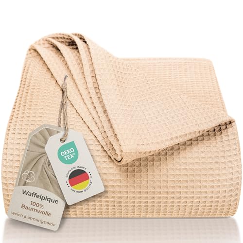 LAYNENBURG Premium Tagesdecke 220 x 240 cm XXL - Waffelpique 100% Baumwolle - leichte Wohndecke Waffeloptik - Baumwolldecke als Bett-Überwurf, Sofa-Überwurf, Sofa-Decke (Cappuccino - Beige) von LAYNENBURG