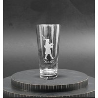 Piper Gravierte Personalisierte Pint Glas Geschenk von LAtelierLaserProduct
