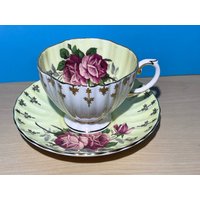 Wunderschöne E.b. Foley Teetasse Und Untertasse Mit Rotem Cabbage Rosen Dekor von LCorazon