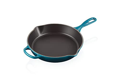 Le Creuset Signature Hohe Brat- und Servierpfanne aus Gusseisen, für alle Herdarten und Backöfen, 26 cm, 2 Liter, Deep Teal, 20187266420422 von LE CREUSET