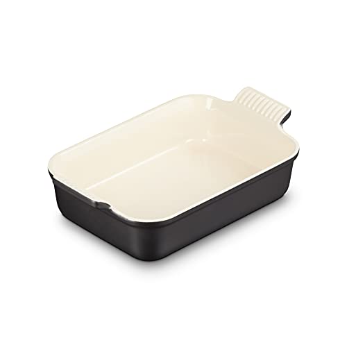 Le Creuset Rechteckige Auflaufform Tradition aus Steinzeug, 26 cm, 2.4 Liter, Schwarz glänzend, 71102261400001 von LE CREUSET