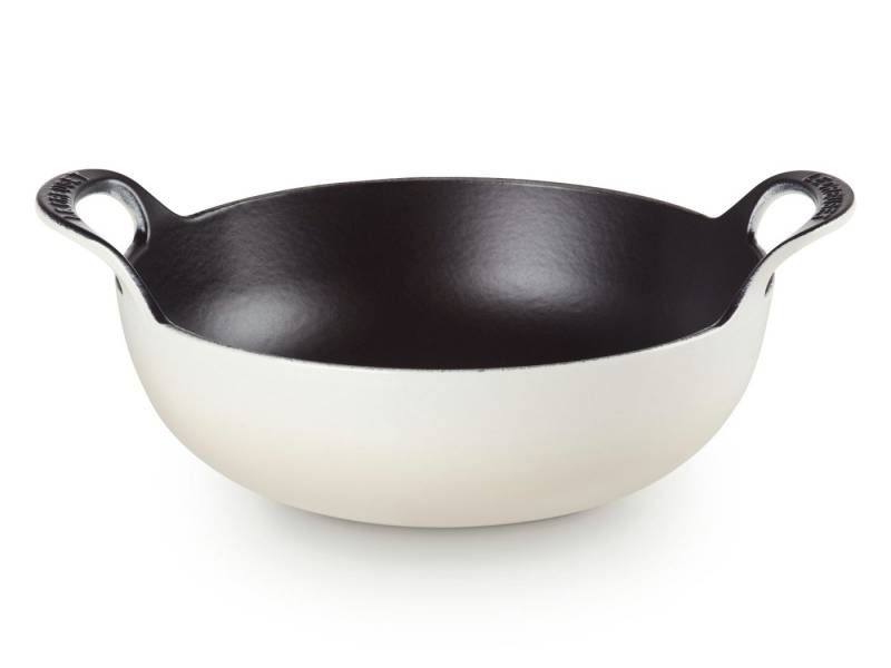 LE CREUSET Kochtopf Balti Dish Tradition rund meringue 24cm, Emailliertes Gusseisen LE CREUSET Kochtopf Balti Dish Tradition rund meringue 24cm, Emailliertes Gusseisen von LE CREUSET