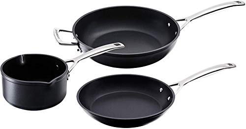 Le Creuset Aluminium-Antihaft 3-teiliges Kochset, Ø 16, 24 und 26 cm, Für alle Herdarten inkl. Induktion geeignet, Anthrazit/Silber, 51804000010002 von LE CREUSET