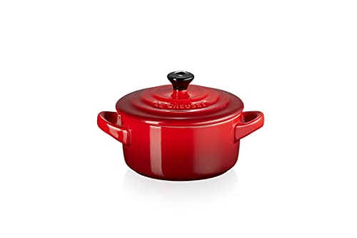 Le Creuset Mini-Cocotte aus Steinzeug, 200 ml, 10 x 5 cm, Kirschrot, 71901100600100 von LE CREUSET