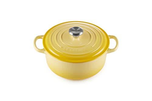 Le Creuset Signature Gusseisen-Bräter mit Deckel, Ø 20 cm, Rund, Für alle Herdarten und Induktion geeignet, Volumen: 2,4 l, 3,092 kg, Citrus, 21177204032430 von LE CREUSET