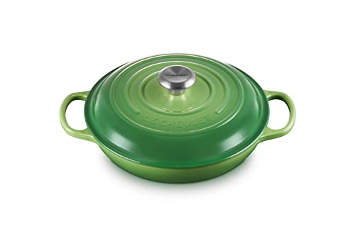 Le Creuset Signature Gusseisen Gourmet-Profitopf, Rund, Ø 26 cm, 2,2 l, Für alle Herdarten inkl. Induktion geeignet, 4,205 kg, Bamboo, 21180264082430 von LE CREUSET