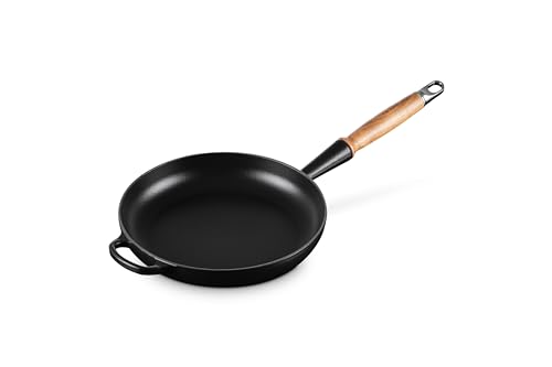 Le Creuset Signature gusseiserne Bratpfanne mit Holzgriff 28 cm Schwarz matt, 20258280000422 von LE CREUSET