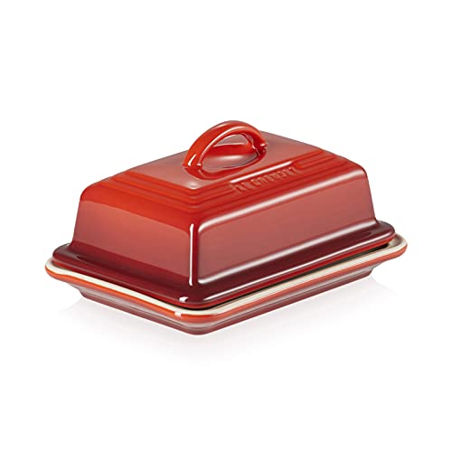 Le Creuset Steinzeug Butterdose, 900 g, 17 x 12.5 x 9 cm, Kirschrot von LE CREUSET