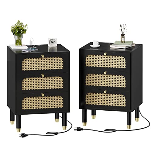 LEADZM Rattan Nachttisch 2er Set mit Ladestation, Nachttische 3 Schubladen 2er Set, Boho Endtisch/Beistelltisch, Rattan Nachttisch für Schlafzimmer (2, Schwarz) von LEADZM