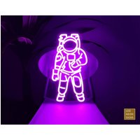 Astronaut Spaceman Led Neon Schild, Schilder, Schlafzimmer Dekor, Wohnzimmer Spielzimmer, Party, Weltraum Thema, Galaxie Muttertagsgeschenk von LEDNeonSignsbyStu