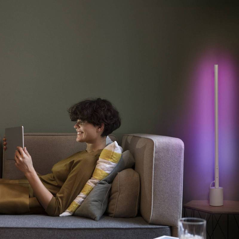 LEDVANCE SMART+ WiFi Floor Corner Slim weiß von LEDVANCE SMART+