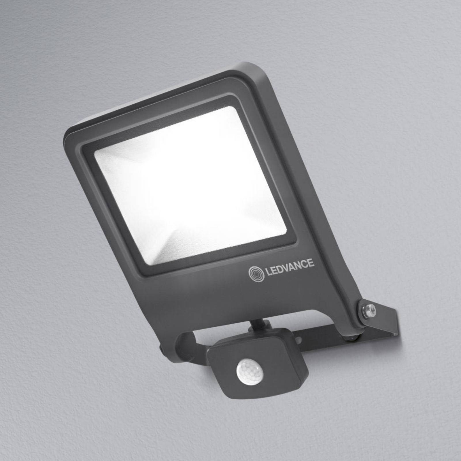 LEDVANCE Endura Floodlight Sensor-LED-Strahler 50W LEDVANCE Endura Floodlight Sensor-LED-Strahler 50W von LEDVANCE